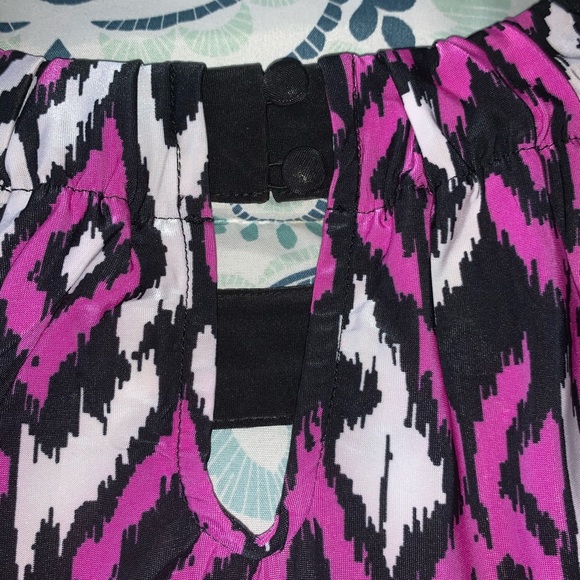 I-N-C Petite XL Women’s Keyhole Halter Blouse - Picture 3 of 4